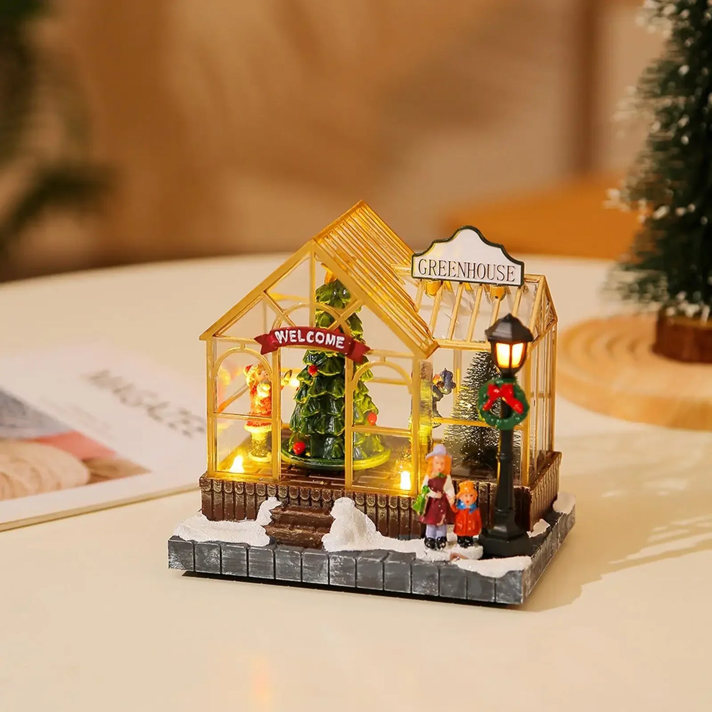 Casa decorativa de navidad con luces led.